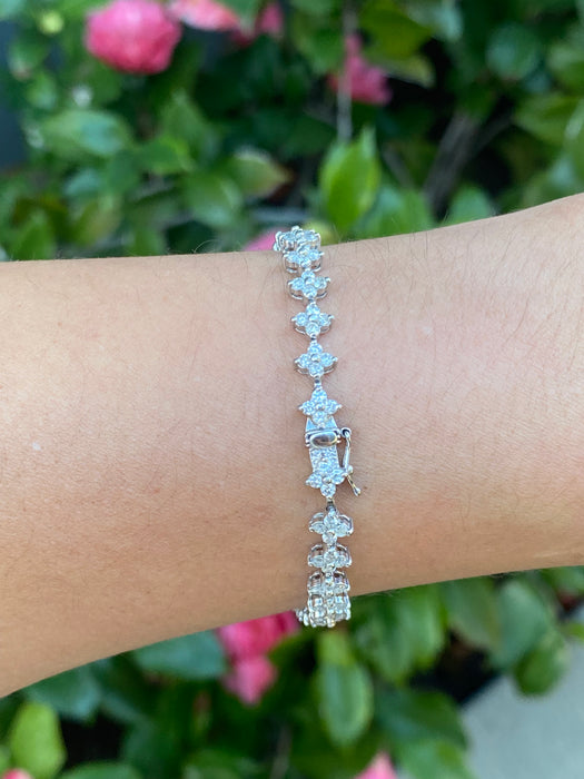 Platinum 850 3 carat diamond tennis bracelet