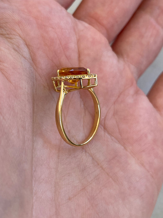 Vintage 18K Gold Citrine & Diamond Halo Ring | 1.85 Carat Pear Citrine