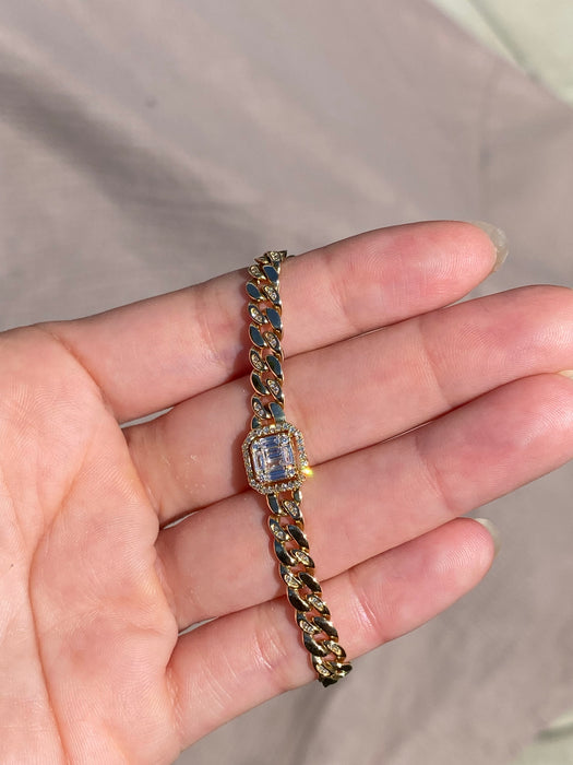 14k diamond curb bracelet 6.75”