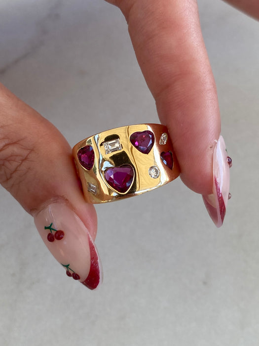 Vintage 18K Gold Ruby Heart & Diamond Ring