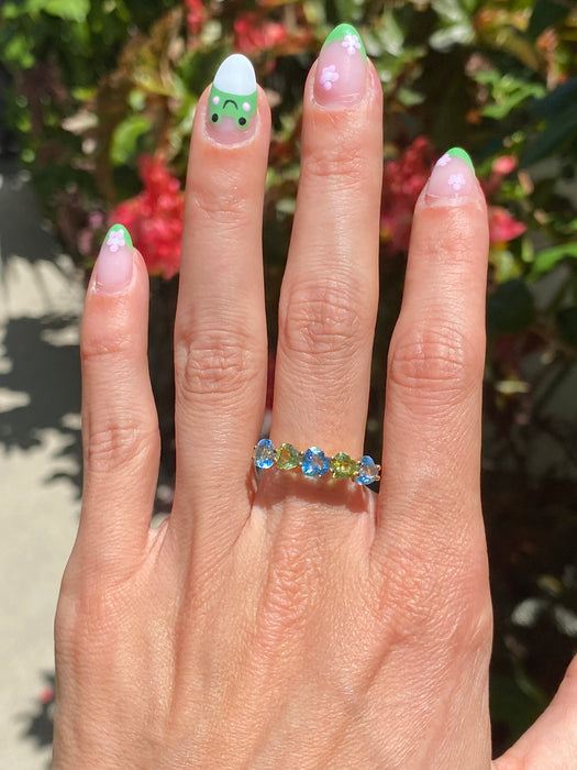18k topaz and peridot heart ring size 6.75