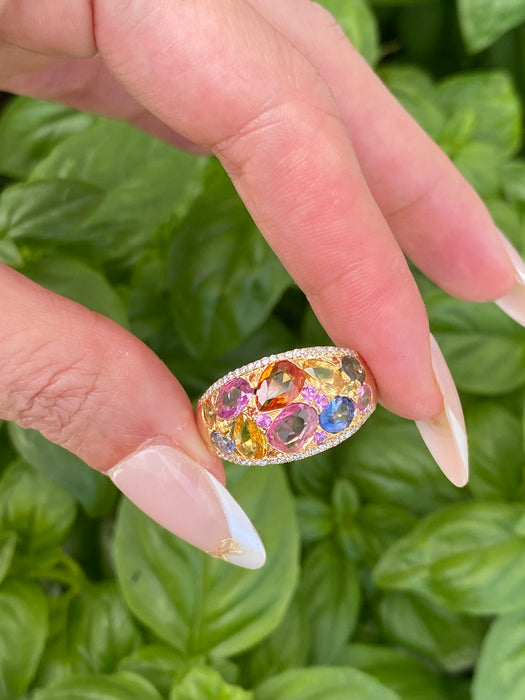 Vintage 18K Gold Rainbow Sapphire & Diamond Cluster Ring Size 7.75