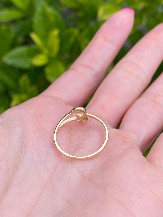 14k moon and fluted star ring