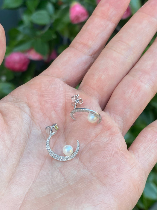14K White Gold Diamond Crescent Moon Pearl Stud Earrings – 0.30 TCW Diamonds