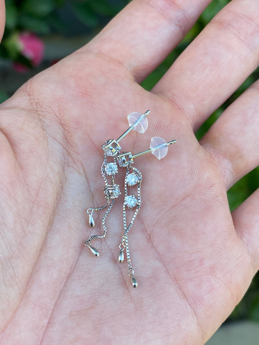 Platinum 900 diamond dangly earrings