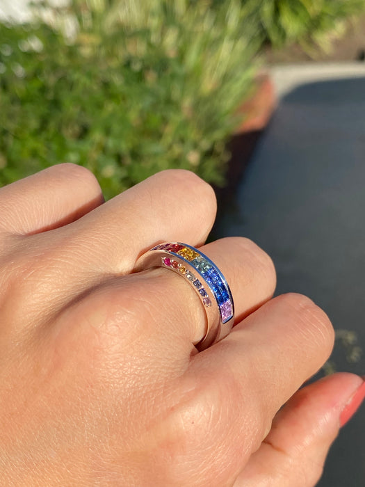 18k white gold rainbow sapphire ring size 7.5
