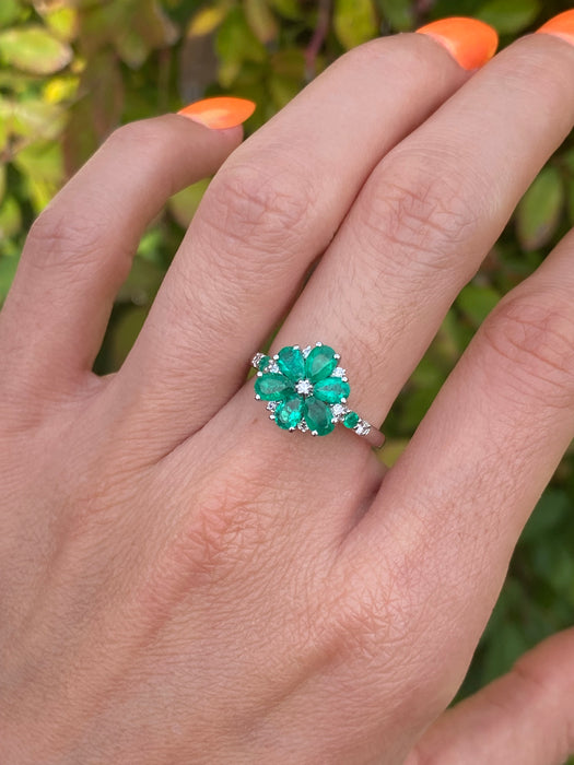Vintage Platinum 900 Emerald & Diamond Flower Ring