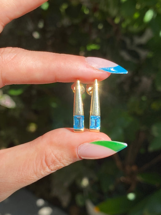 14k blue topaz pointed stud earrings