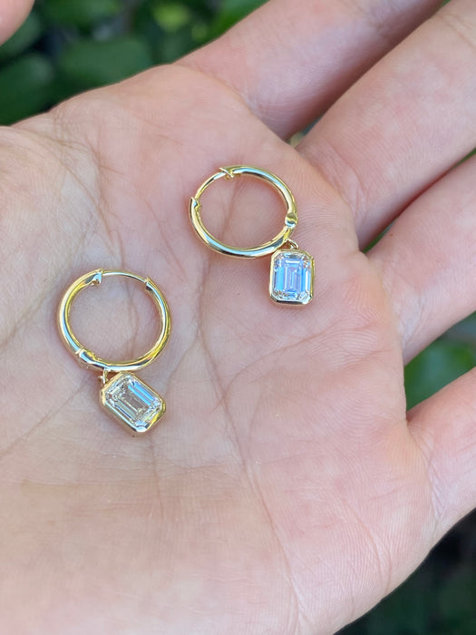 14k 1.5 carat lab emerald cut diamond huggie earrings
