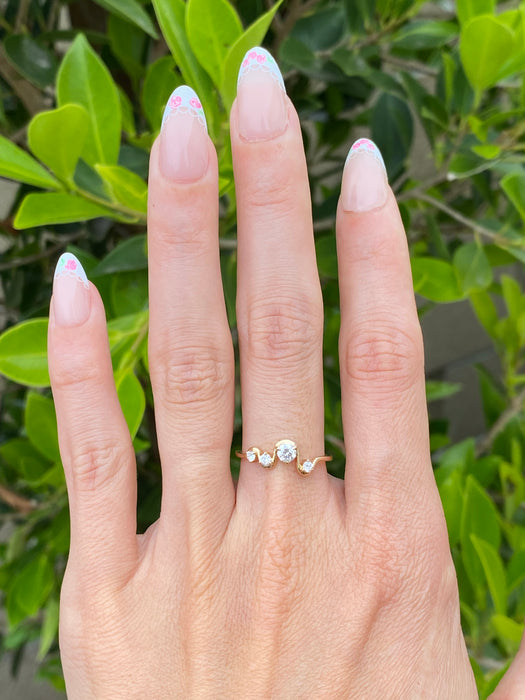 14K Gold Squiggle Lab Diamond Ring