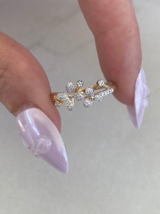 14K Natural Diamond Flower Ring