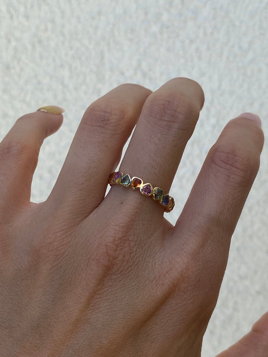 14k rainbow sapphire bezel heart eternity ring size 7.5