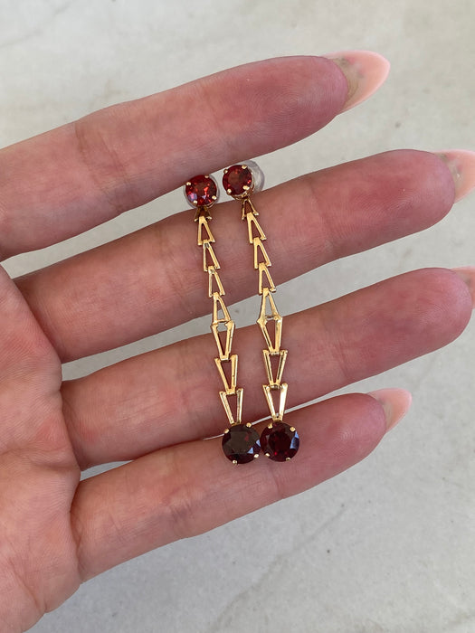 Vintage 14K Gold Garnet Dangle V-Link Earrings