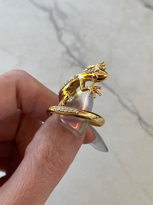 Vintage 18K Gold Diamond & Ruby Lizard Spiral Ring