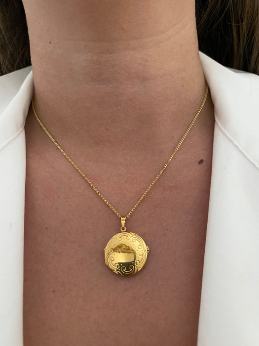 14K Gold Vintage Round Locket Charm