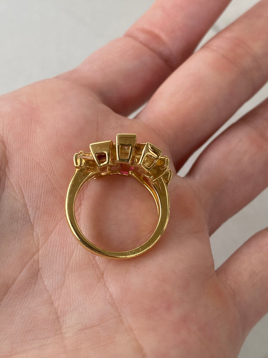 18k Gold Ruby Diamond Firework Ring Size 5.25