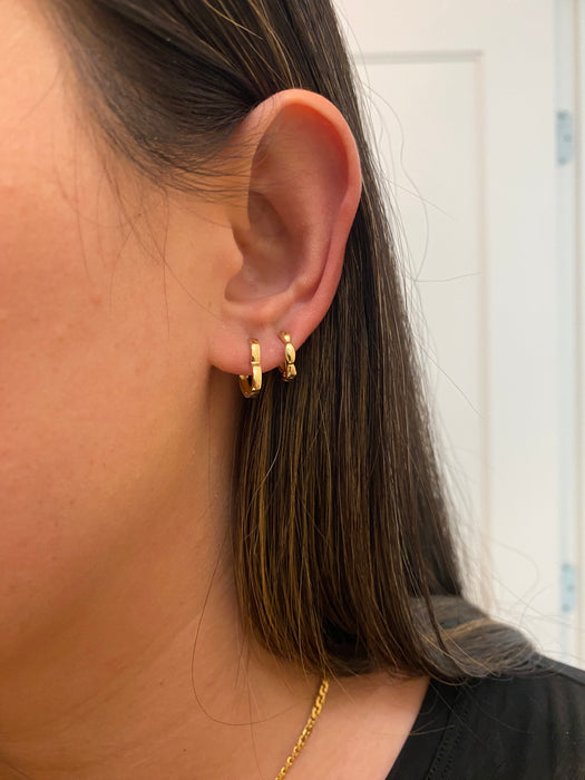 14k mini heart huggie hoops