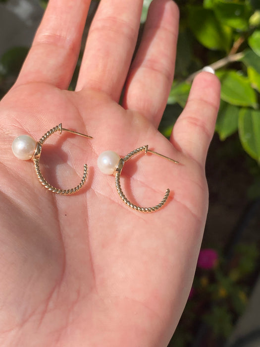 14k twist croissant freshwater pearl j hoop earrings