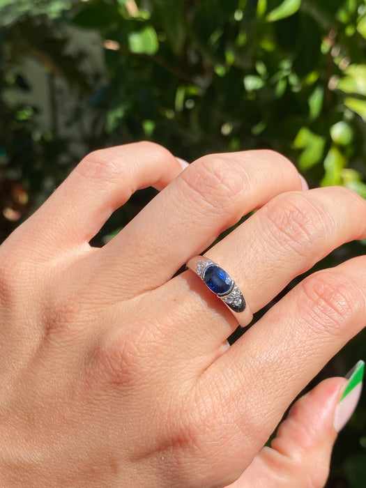 Platinum blue sapphire diamond ring size 5.75