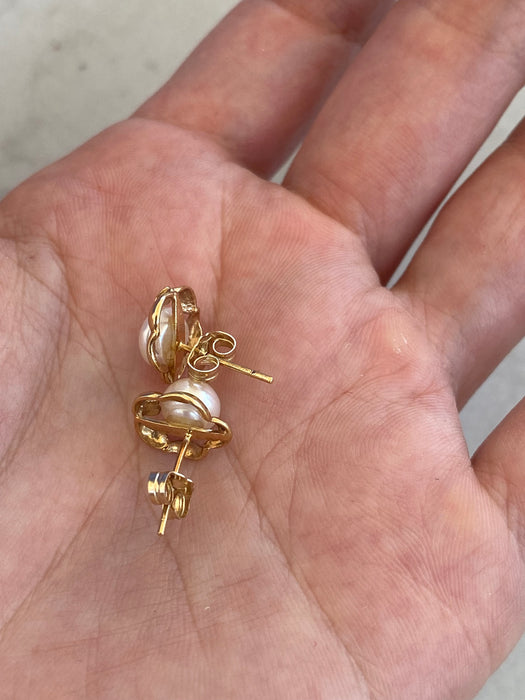 Vintage 14K Pearl Stud Earrings
