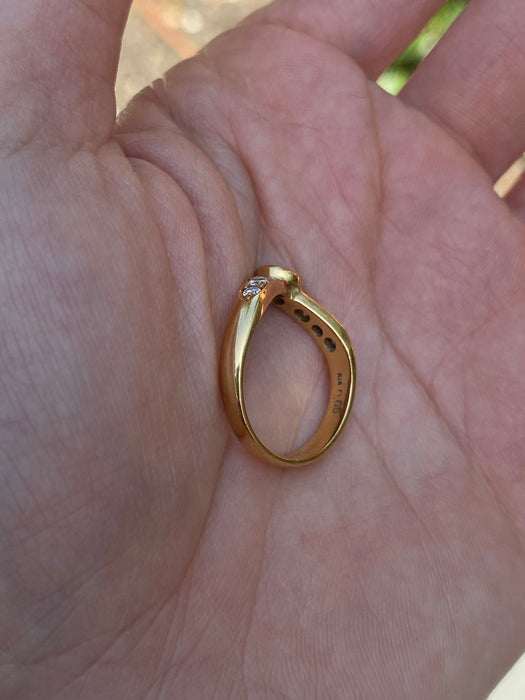 Vintage 18K Gold Diamond Chevron Ring Size 6