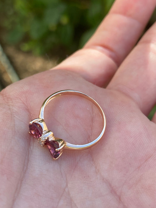 10k rose gold garnet bow ring size 6.5