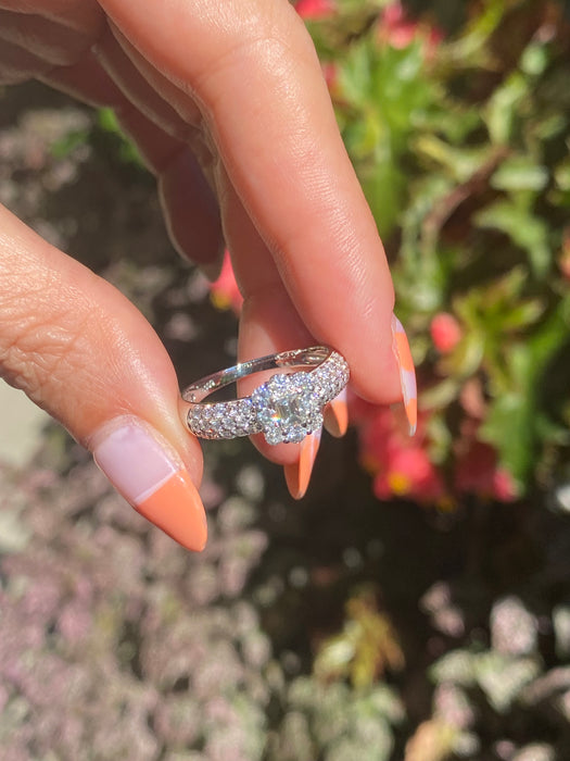 Platinum 900 diamond ring size 7.75