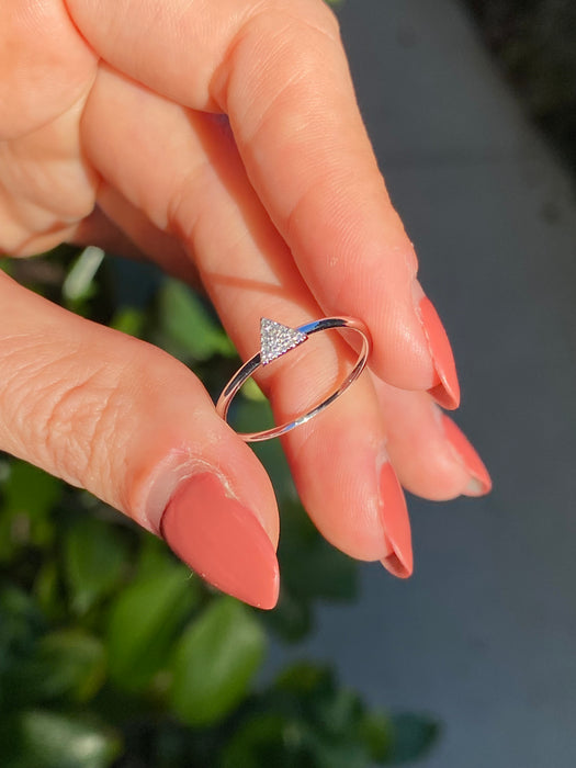 14k white gold diamond triangle ring size 6.5