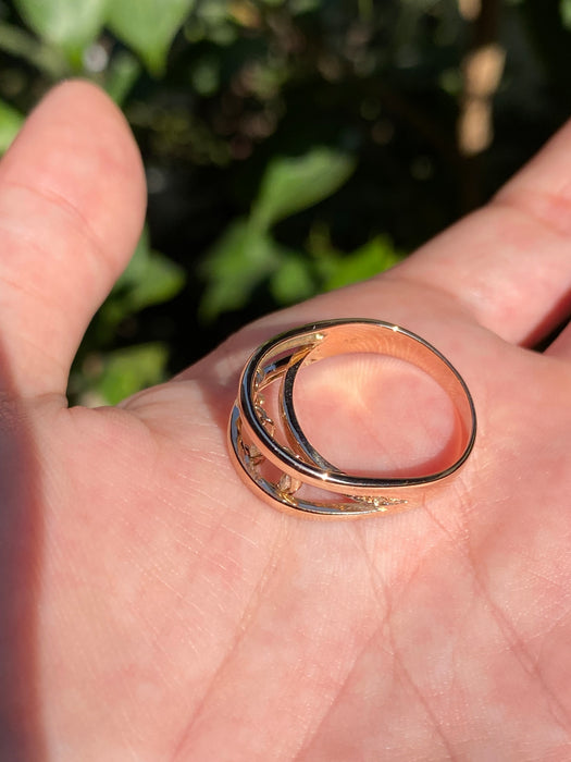 18k rose gold suspended diamond ring size 6.5