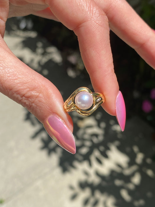 Vintage 14K Gold Pearl and Diamond Ring – Size 5