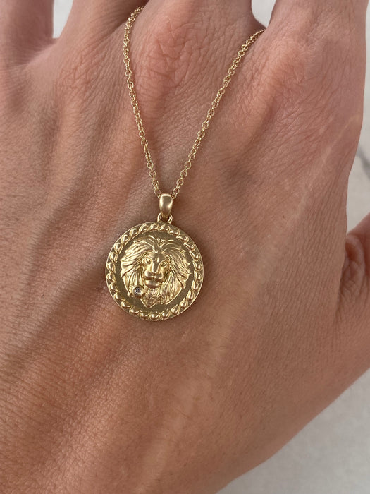 14K Leo Lion Rolo Chain Necklace