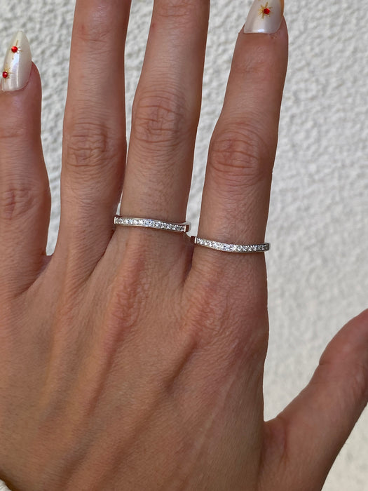 14K White Gold Slightly Wavy Diamond Ring