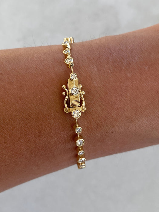 14K Natural Diamond Alternating Bezel-Set Bracelet