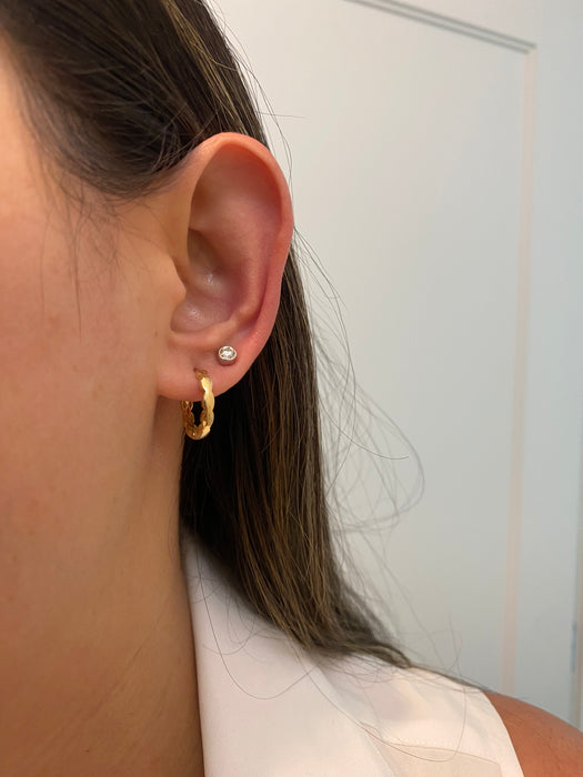 14k geometric huggie earrings