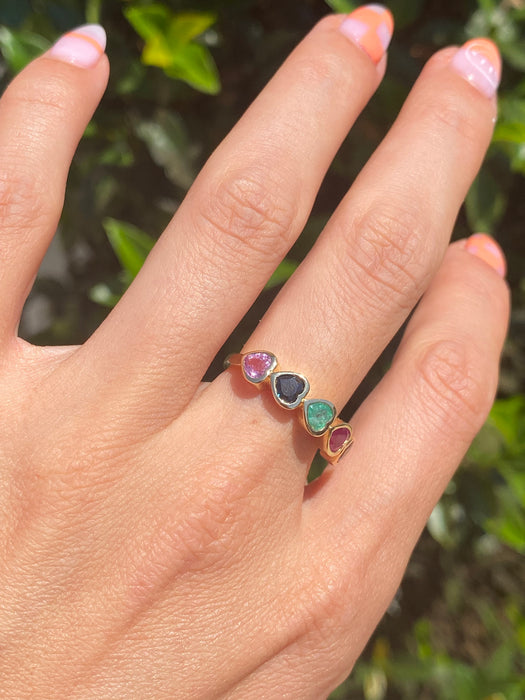14k bezel set rainbow heart ring size 6.5