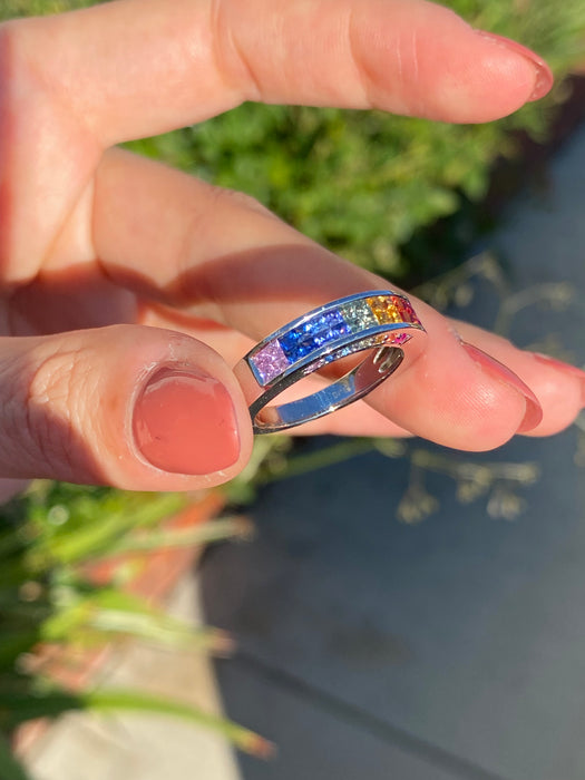 18k white gold rainbow sapphire ring size 7.5