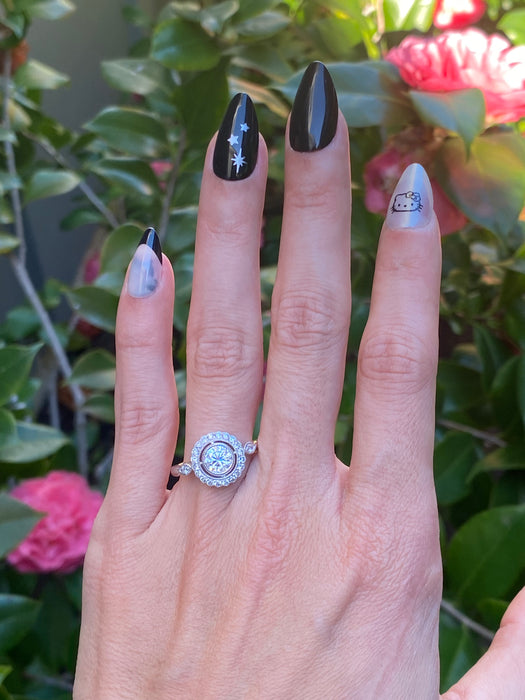 Platinum 900 diamond flower ring size 6.25