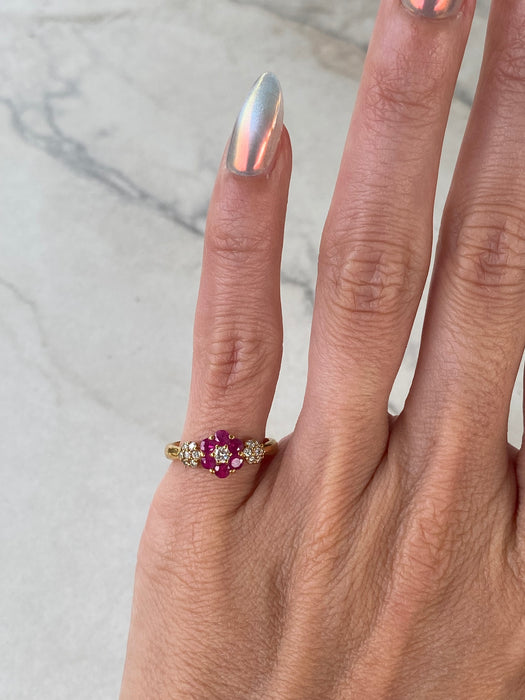 Vintage 18K Ruby & Diamond Triple Flower Ring