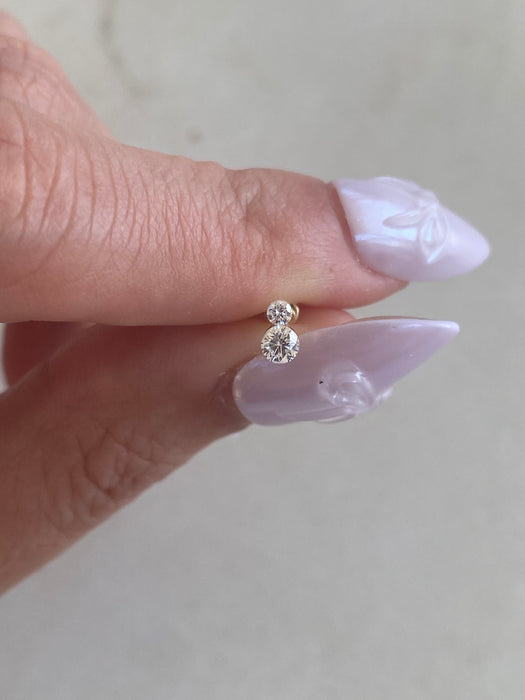 14K Gold Graduated Round Lab Diamond Flat Back Stud Earring- Single