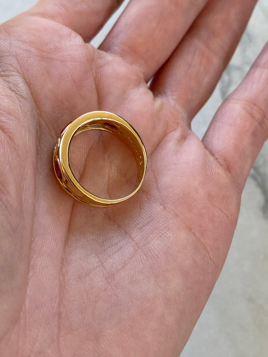 Vintage 18K Gold Bezel-Set Ruby & Diamond Ring