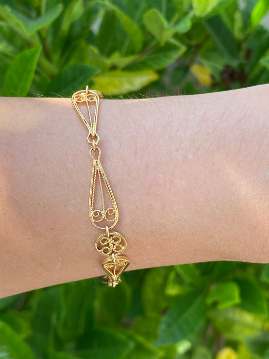 18k filigree design bracelet