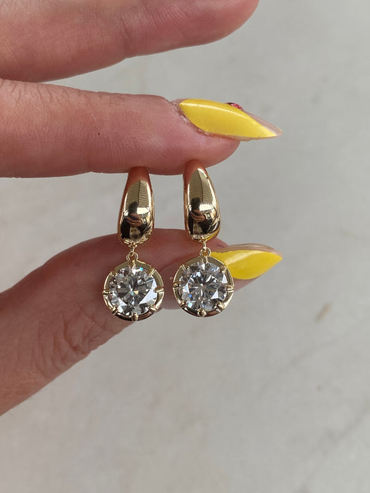 14K Gold Chunky Lab Diamond Huggy Earrings – 3.0 CTW D/VS