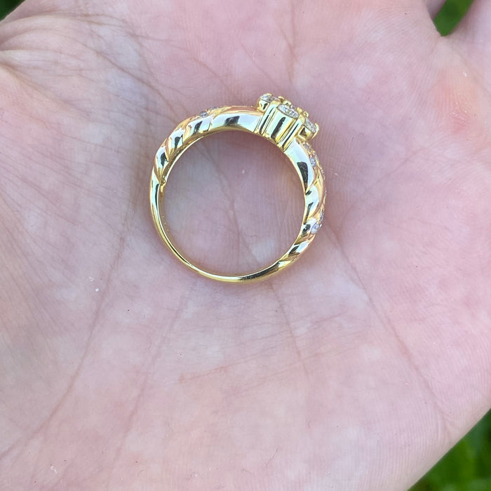 Vintage 18K Rose & Yellow Gold Diamond Flower Ring – 0.81 TCW – Size 6.75