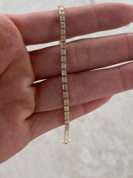14K Gold 3.62 Carat Bezel-Set Emerald-Cut Lab Diamond Tennis Bracelet - IGI