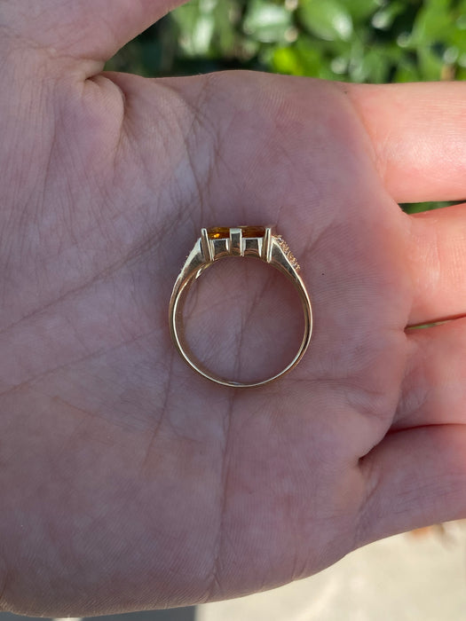 14k Citrine and diamond ring size 7