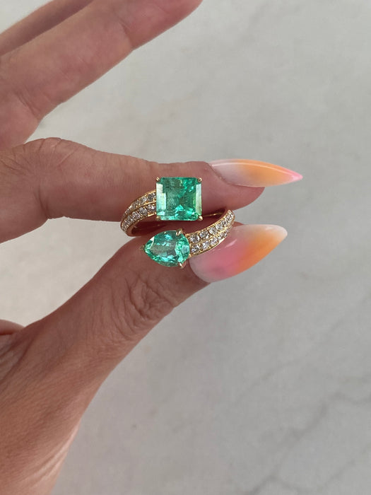 Vintage 3.77 TCW 18K Emerald & Diamond Bypass Ring