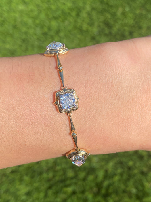 14K Gold Lab Diamond Bamboo Link Bracelet – 3.2 TCW Pear, Cushion & Trillion Diamonds – Adjustable 6–7”