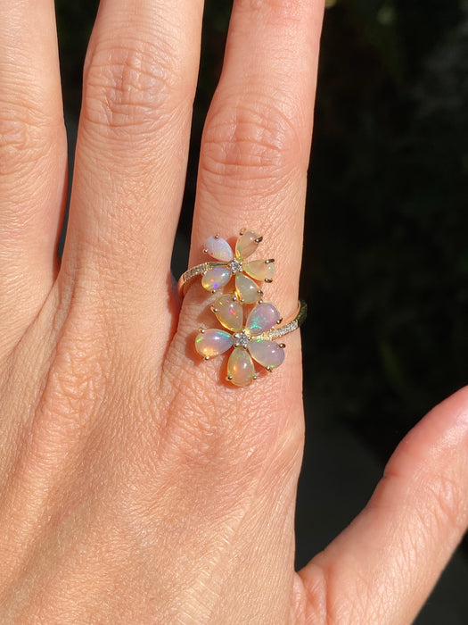 14k opal flower diamond ring size 7.25