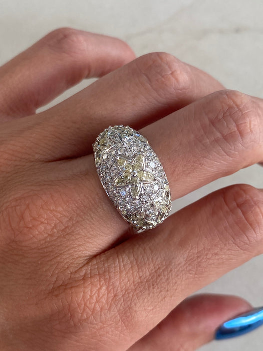 Vintage 18K Gold Diamond Bombe Star Ring – 2.75 TCW