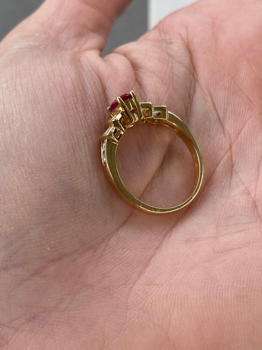Vintage 18K Ruby & Diamond Ring with Baguette Accents